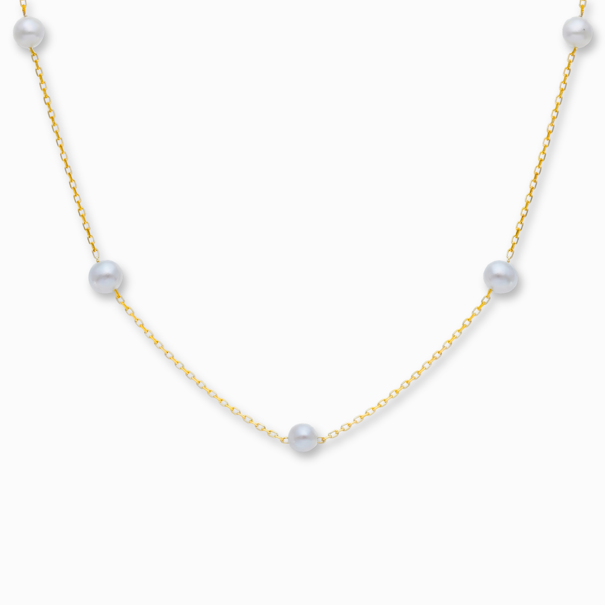 Parel ketting 14k goud, hangend op witte achtergrond
