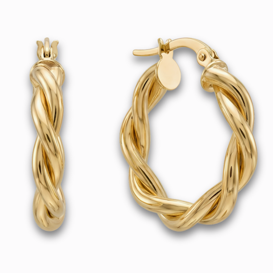 Gevlochten oorringen 18 mm 14k goud, productfoto voor- en zijaanzicht op witte achtergrond