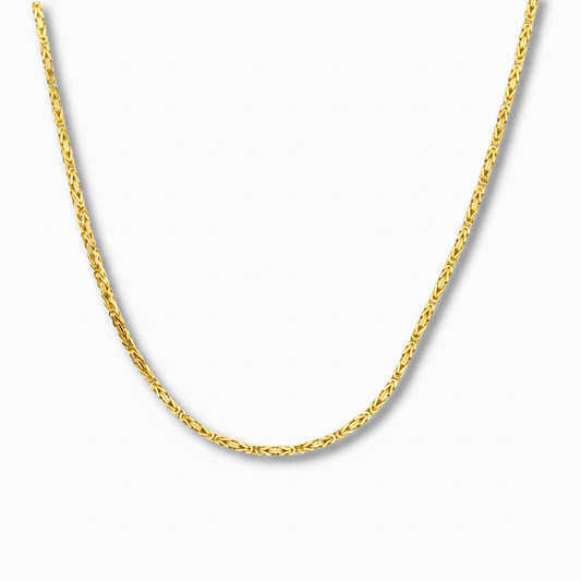 Byzantijnse ketting 2 mm 14k goud, hangend op witte achtergrond