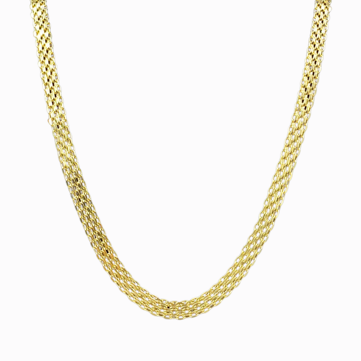 Bismarck ketting 5,5 mm 14k goud, hangend op witte achtergrond
