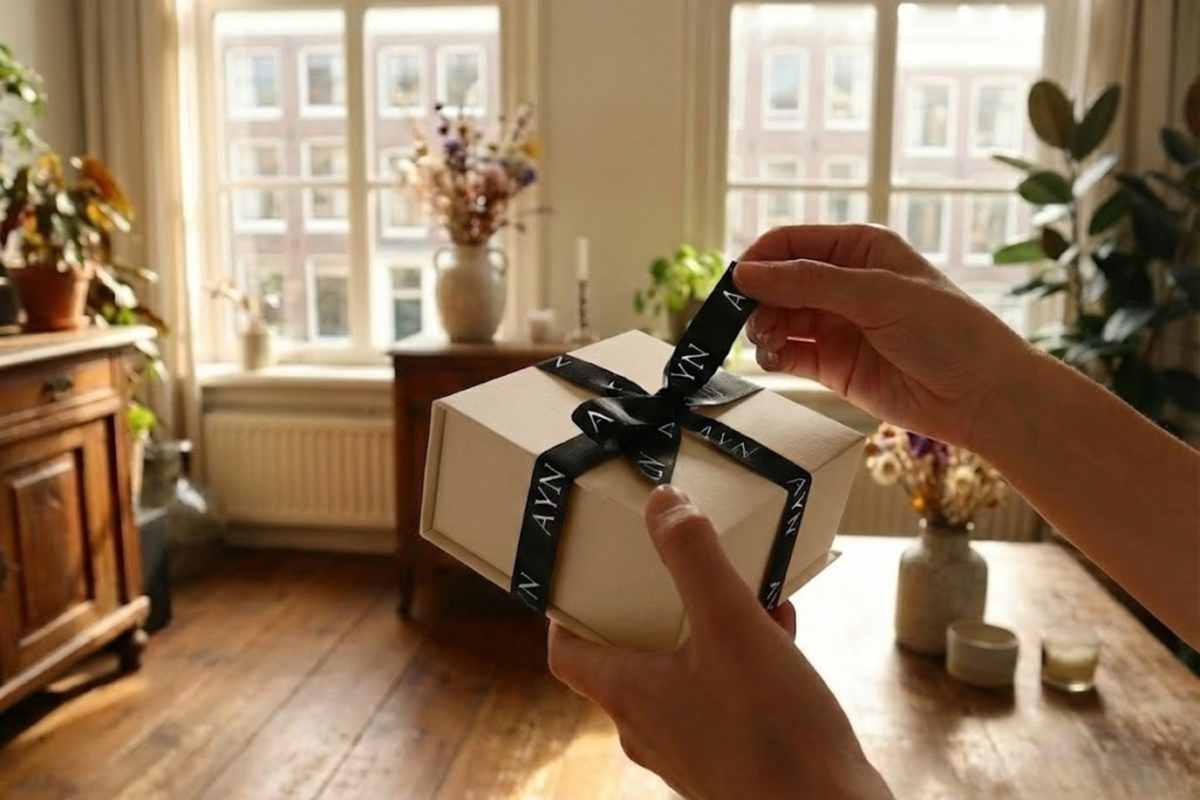 AYN cadeau inpakken bij Vossenstaart ketting 2 mm 14k goud